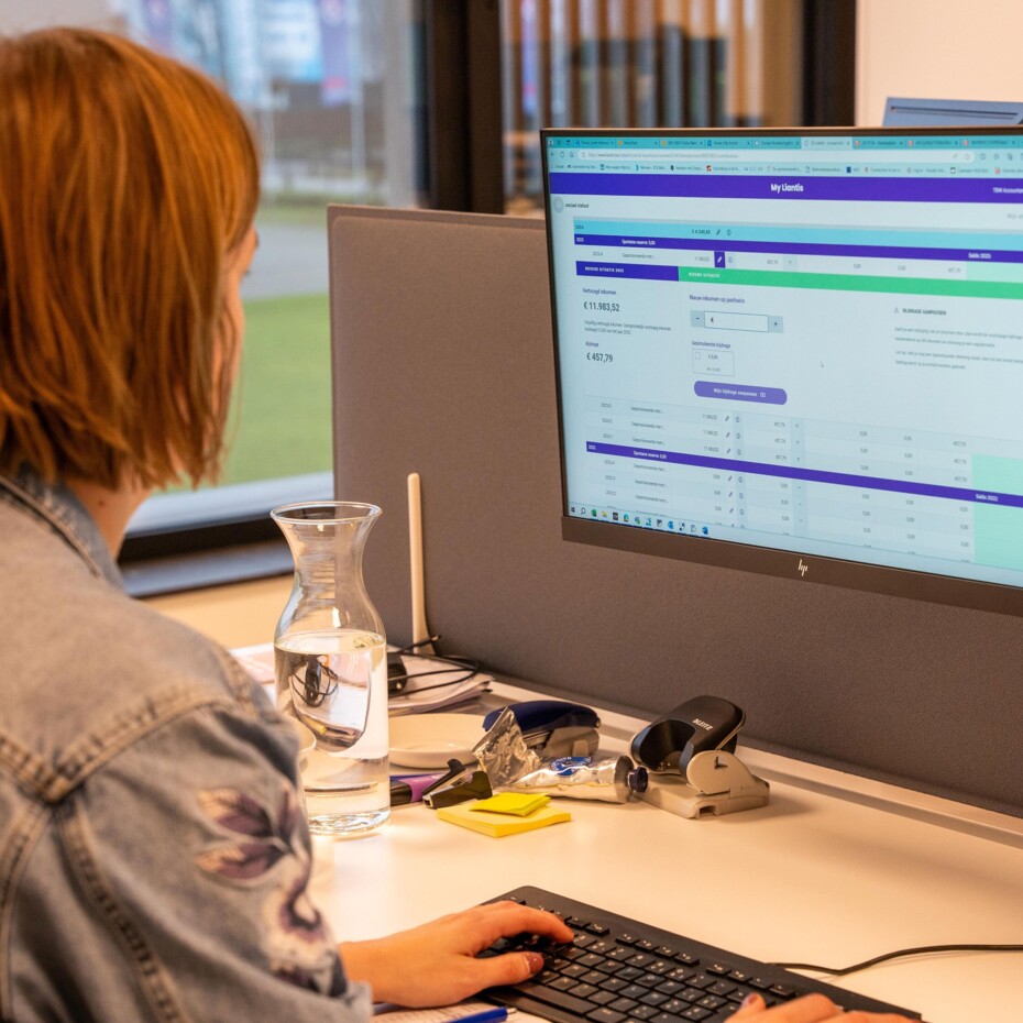 ACCN_accountants_aan_het_werk